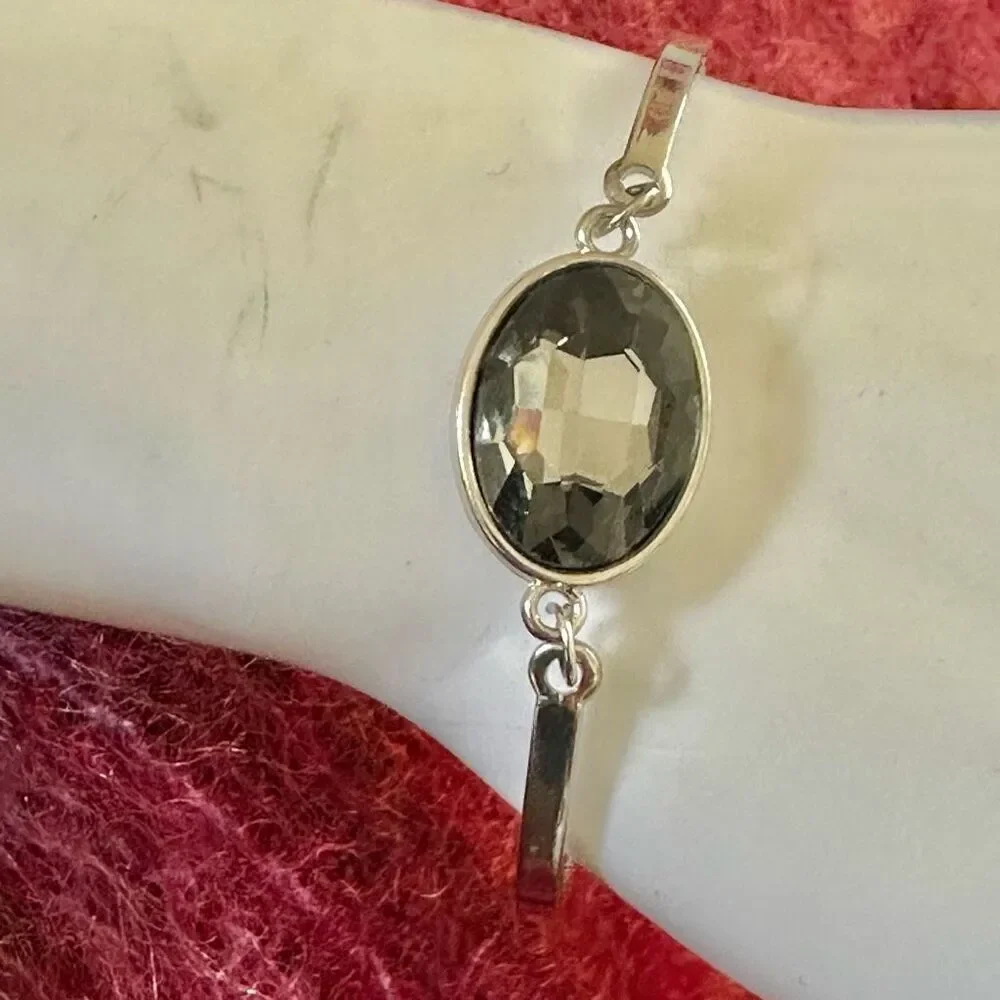 Silver tone rhinestone bracelet